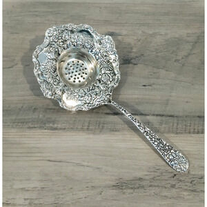 Godinger Silverplate Over Cup Tea Strainer Olde Bouquet Floral Pattern Vintage